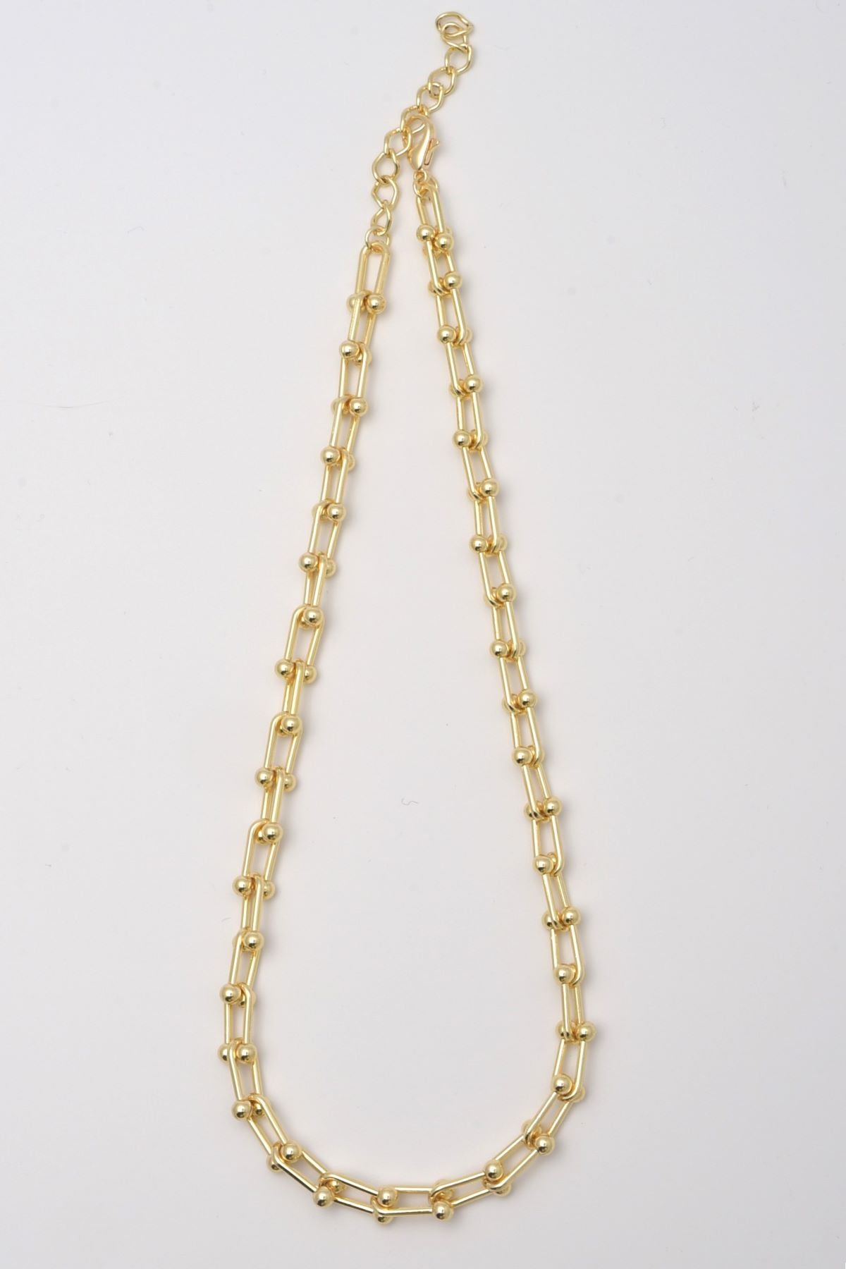 Chantal Gullfarget Smykkekjede - 44 cm med justerbar 5 cm for ekstra komfort og stil