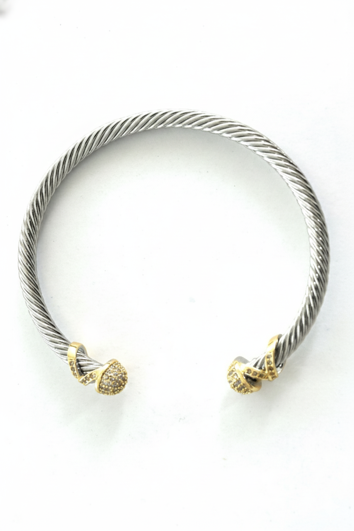 Cho Armbånd – Tofarget Sølv- og Gullfarget Design