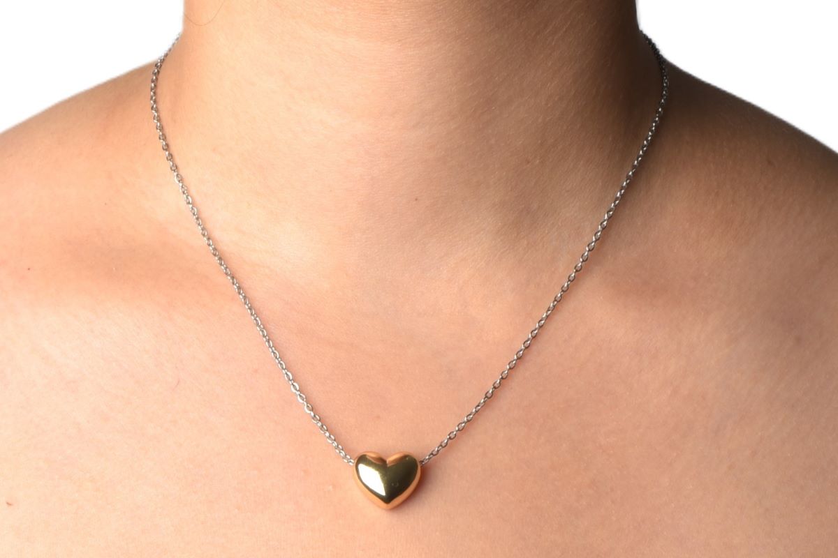 Gullfarget hjerte halskjede med sølvkjede, 40 cm + 5 cm