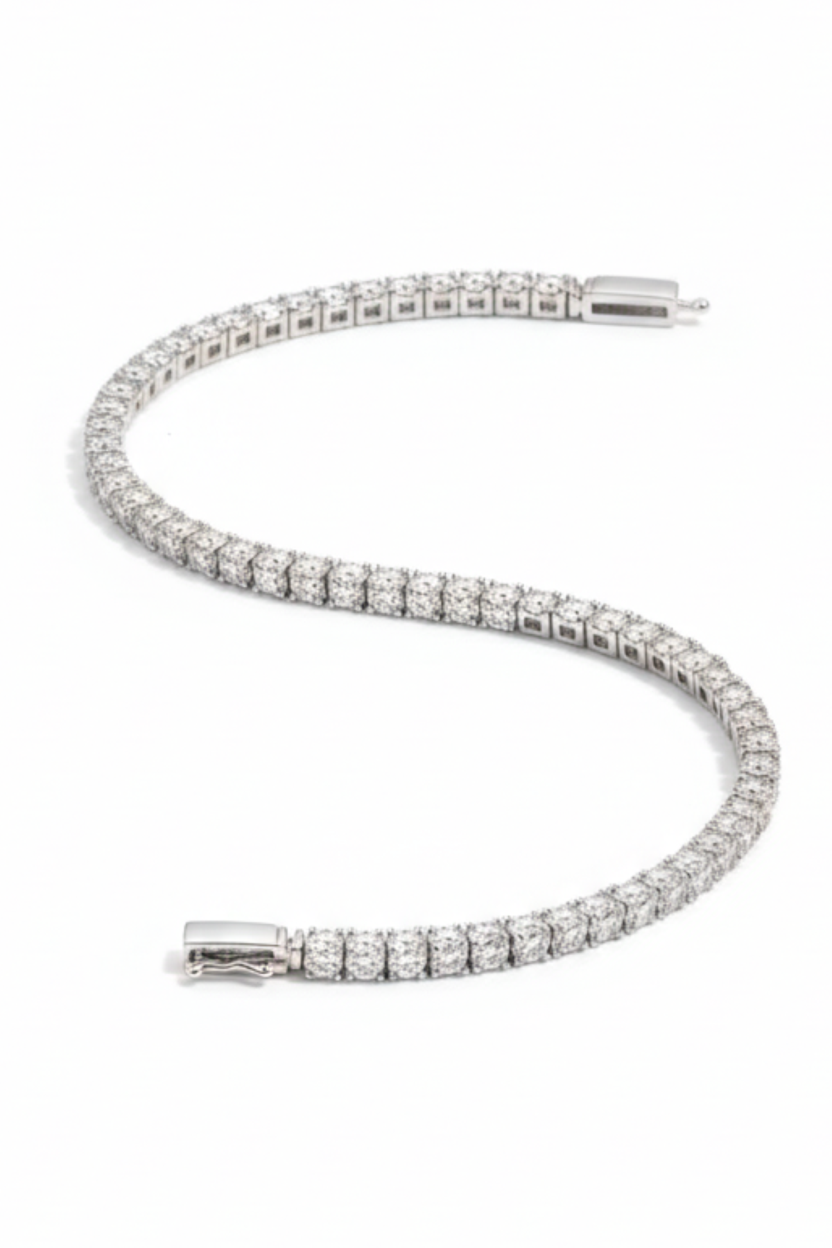 Iselin klassisk tennisarmbånd i sølvfinish 19 cm – stålarmbånd i sølvfarge