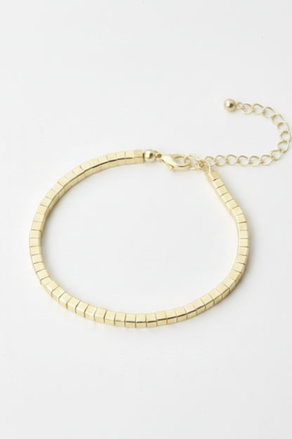 Lysandra armbånd i rustfritt stål, tilgjengelig i sølv og gull, justerbart 15+5 cm