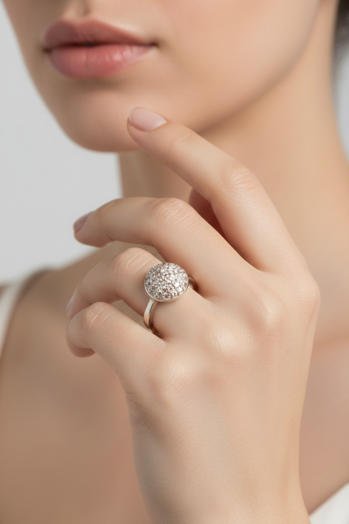 Luksuriøs sølvfarget Pomella-ring fra Smykkefeber