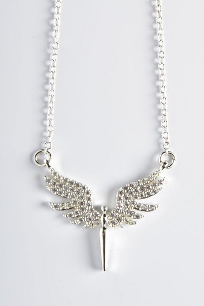 Englevinger halskjede i sølvfarge, stål, 46 cm + 5 cm, med et delikat englevingeanheng.