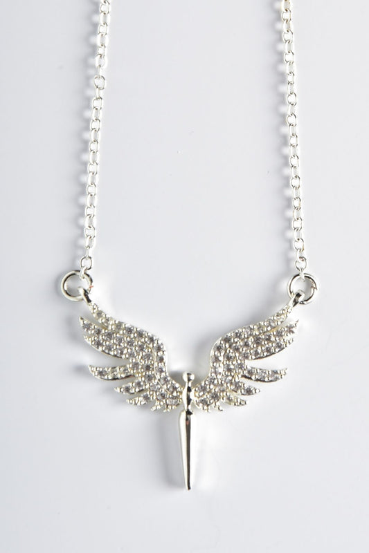 Englevinger halskjede i sølvfarge, stål, 46 cm + 5 cm, med et delikat englevingeanheng.