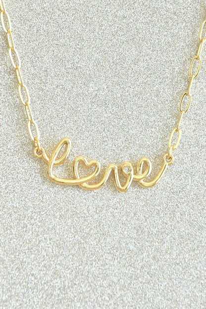 Gullfarget halskjede i form av kjærlighetstekst, 40 cm + 5 cm – et personlig og unikt smykke