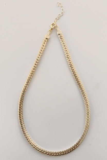 Selene gullfarget stålkjede, 37 cm + 5 cm lengde, elegant smykke.